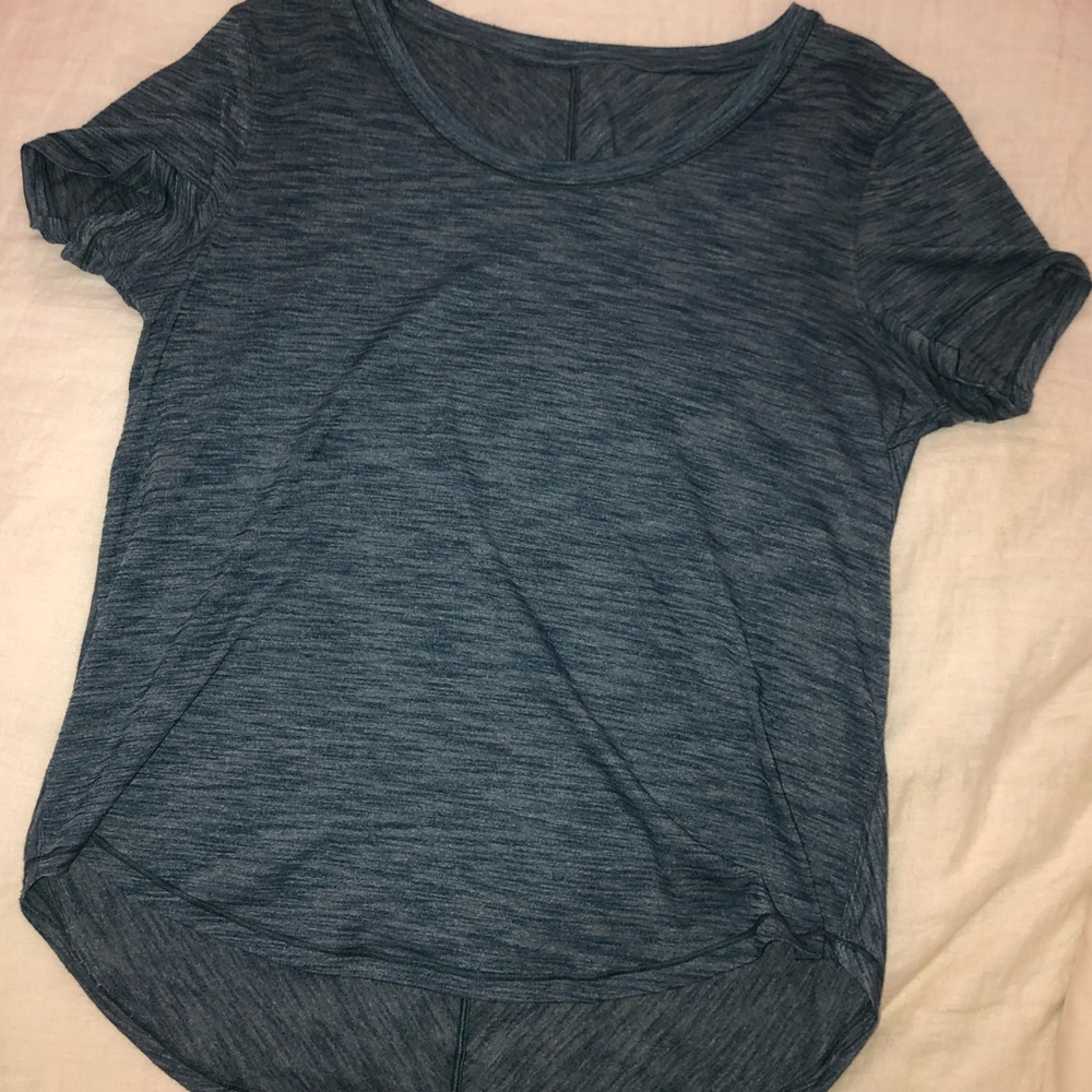 Turquoise Lululemon top / Size 2